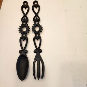 Vintage Cast Iron Fork and Spoon Set – Rustic Distressed Kitchen Wall Accents